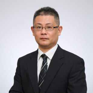 島崎　耕一