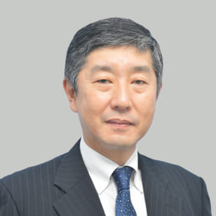 山田　啓造